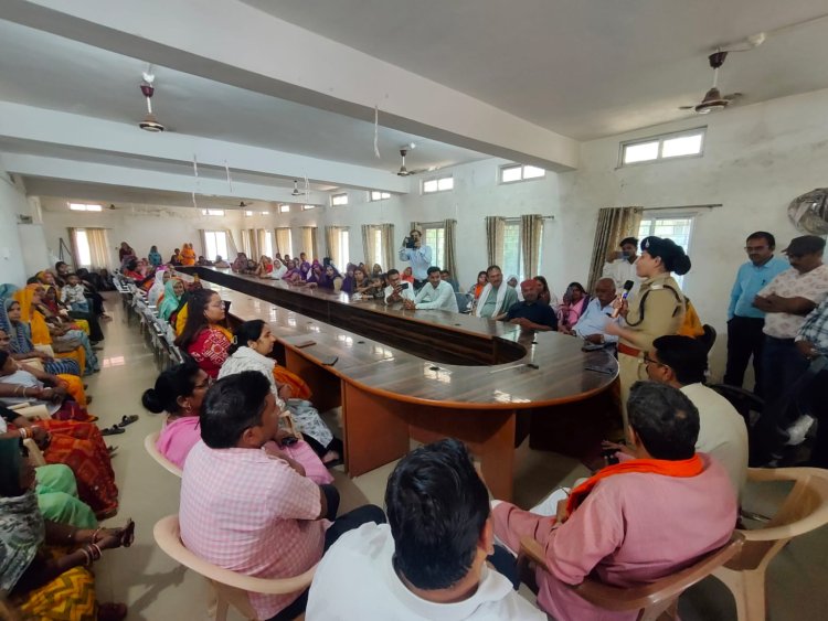 मऊगंज में नशा मुक्ति अभियान तेज: नईगढ़ी में जन जागरूकता रैली और शिविर आयोजित