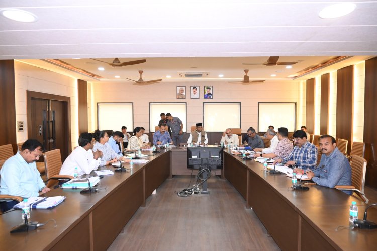 Bhopal:हर विधानसभा में बनेगा आधुनिक खेल परिसर, मंत्री विश्वास सारंग ने दिए सख्त निर्देश