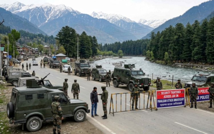 पहलगाम हमले को हुए पूरे एक साल: कश्मीर हाई अलर्ट, डल झील पर सुरक्षा कड़ी