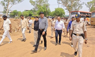 मऊगंज:कलेक्टर ने किया पुराने और नए बस स्टैंड का औचक निरीक्षण