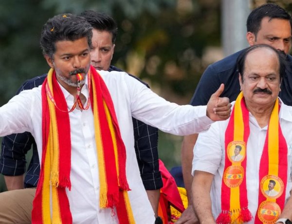 शपथ से पहले फंसा विजय का सत्ता गणित: अभी भी बहुमत से दूर TVK, 2 विधायकों का चाहिए समर्थन