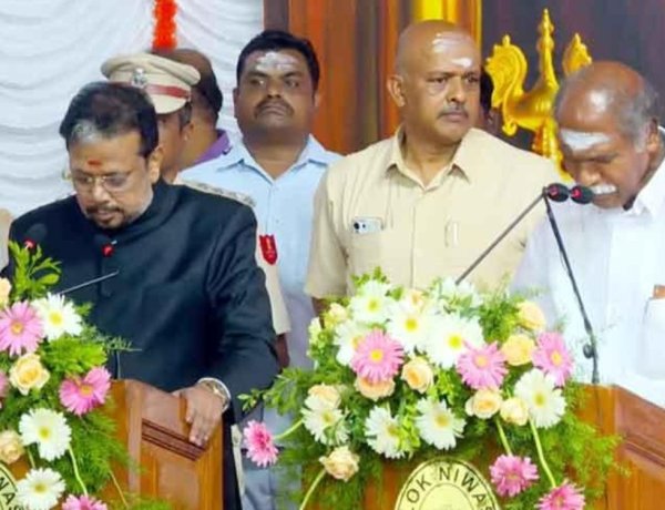 5वीं बार पुडुचेरी के मुख्यमंत्री बने एन. रंगासामी, उप-राज्‍यपाल ने दिलाई पद और गोपनियता की शपथ