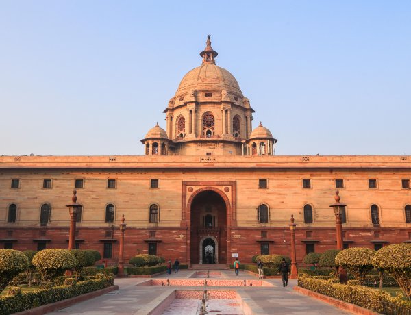 राज्यसभा सीटों पर बढ़ी सियासी हलचल, बीजेपी-कांग्रेस ने शुरू की तैयारियां