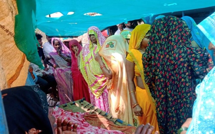 मऊगंज : पति सोता रहा और पत्नी ने लगा ली फांसी, परिजनों ने लगाया ससुराल वालों पर आरोप