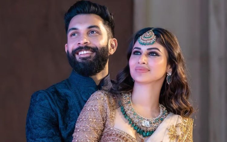 शादी के 4 साल बाद मौनी रॉय के रिश्ते में आई दरार? पति को किया अनफॉलो, डिलीट की तस्वीरें