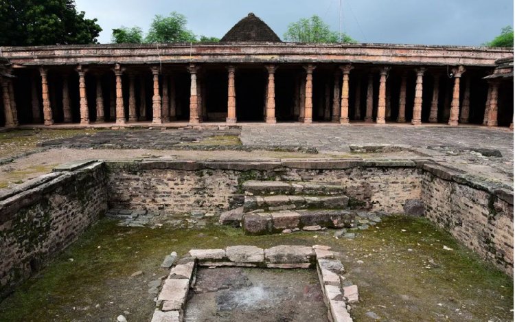 भोजशाला मंदिर या मस्जिद? हाईकोर्ट आज सुनाएगा फैसला, इंदौर-धार में हाई अलर्ट