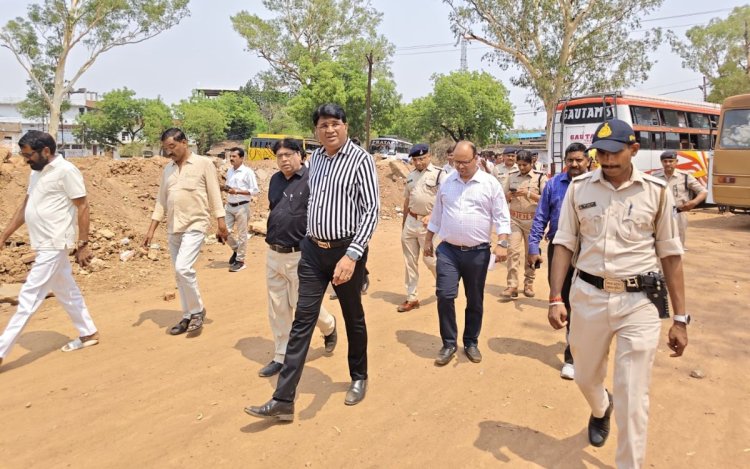 मऊगंज:कलेक्टर ने किया पुराने और नए बस स्टैंड का औचक निरीक्षण