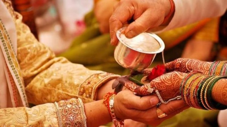 दहेज की आग में हर दिन बुझती ज़िंदगियां, आखिर कब बदलेगा समाज?