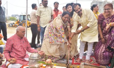 देवकीनंदन ठाकुर जी महाराज कराएंगे कथा का रसपान