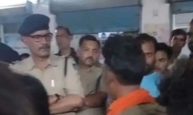 सिंगरौली में भीषण सड़क हादसा: बाइक और हाइवा की आमने-सामने टक्कर, युवक की मौत, एक गंभीर