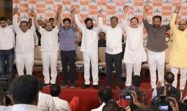 उद्धव ठाकरे के 6 सांसद शिंदे शिवसेना में शामिल, आदित्य ठाकरे ने पार्टी छोड़ने वाले नेताओं को कहा बिकाऊ