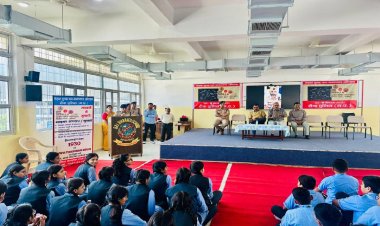 रीवा पुलिस ने छात्रों को साइबर ठगी से बचने के दिए गए टिप्स