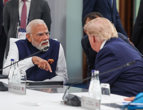 PM मोदी और ट्रंप की 16 महीने बाद मुलाकात, भारतीय नाविकों की सुरक्षा से लेकर रूस-यूक्रेन युद्ध तक हुई चर्चा