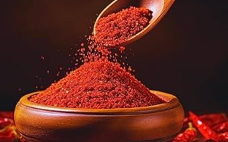 क्या आप भी नकली मिर्च पाउडर खा रहे हैं? घर पर ऐसे करें शुद्धता की जांच