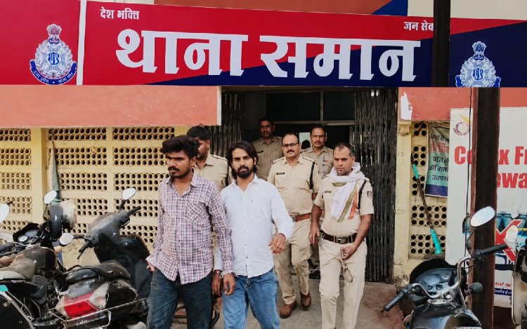 शहर में घूम-घूमकर शराब बेचने वाले दो पैकारों को पुलिस ने दबोचा