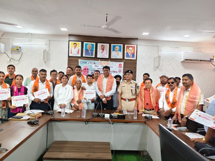 मऊगंज में विश्व रक्तदाता दिवस पर रक्तवीरों का किया गया सम्मान