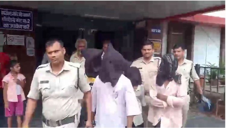 फैक्ट्रीकर्मी पर हमला कर लूट में शामिल 2 नाबालिग समेत 5 आरोपी गिरफ्तार