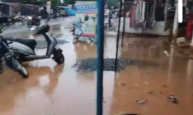 मऊगंज में पहली बारिश ने खोली नगर परिषदों की पोल, जलभराव से जनता बेहाल