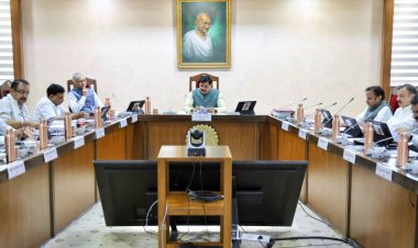 MP Cabinet Decisions: मोहन कैबिनेट के बड़े फैसले, फ्री स्कूटी योजना 5 साल बढ़ी