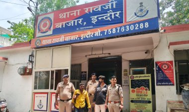 रोड पर हाईवोल्टेज ड्रामा: कार के बोनट पर चढ़कर तोड़े कांच, वीडियो वायरल होने के बाद अरेस्ट