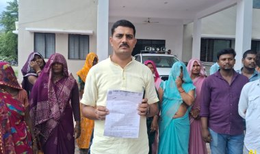 रीवा के खमरिया गांव में अवैध नशे के कारोबार से ग्रामीण परेशान, सरपंच महिलाओं के साथ पहुंचे एसपी कार्यालय