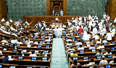 Parliament Monsoon Session 2026: दूसरे दिन NDA की रणनीति बैठक, NEET पेपर लीक पर विपक्ष का हंगामा