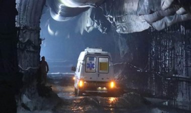Sikkim Tunnel Landslide में 20 मजदूरों के शव मिले, 5 अब भी फंसे; Methane Gas से रेस्क्यू ऑपरेशन प्रभावित