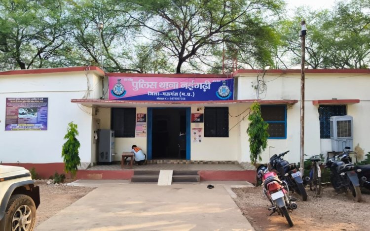 मऊगंज: हाथ भट्टी महुआ शराब के सौदागरों पर पुलिस का शिकंजा