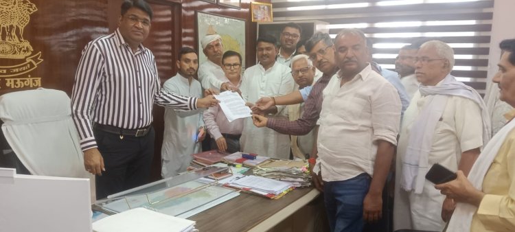मऊगंज में किसानों के मुद्दों पर कांग्रेस का प्रदर्शन, 15 दिन में कार्रवाई नहीं तो आंदोलन