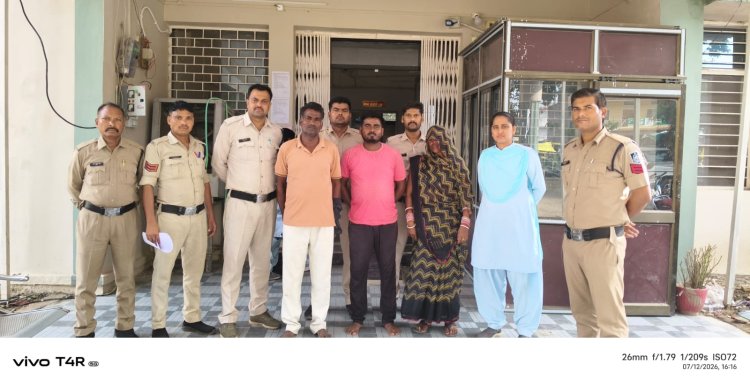 मैहर में जमीन विवाद: महिला को ट्रैक्टर से कुचलकर मारने का आरोप, पति-पत्नी और बेटा गिरफ्तार