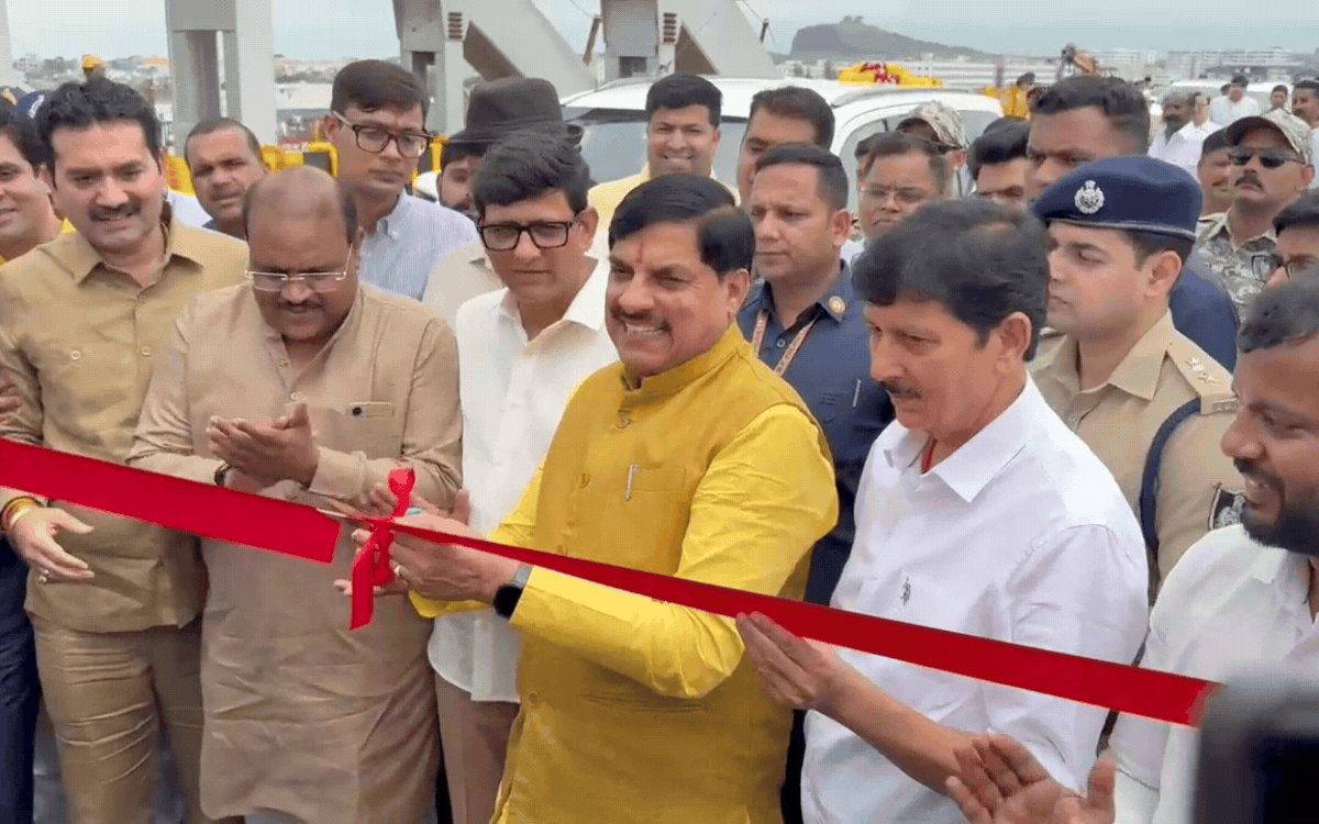MP को मिली की पहली Double Decker Bridge की सौगात, CM ने किया शुभारंभ