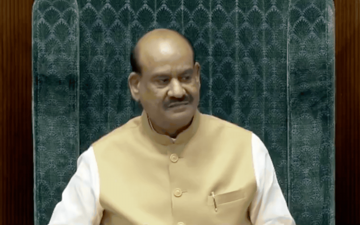 संसद में पेपर लीक की रोकथाम से जुड़ा बिल पेश, सदन 2 बजे तक स्थगित