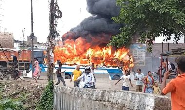 Bihar के Patna में सड़क हादसे के बाद हिंसा, युवक की मौत पर भीड़ ने 10 गाड़ियां फूंकीं