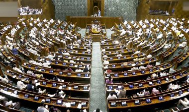 Parliament Monsoon Session: NDA सांसदों का प्रदर्शन, BJP बोली- राहुल बहस से भाग रहे