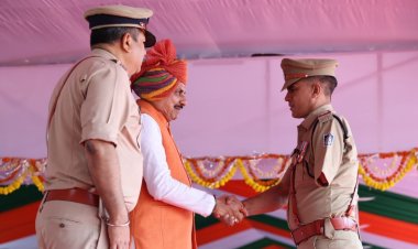 भोपाल में 47 पुलिसकर्मियों और होमगार्ड जवानों को पदक, CM मोहन यादव ने किया सम्मानित