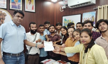 मऊगंज के सरकारी कॉलेजों में मूलभूत सुविधाओं का टोटा ABVP ने 17 सूत्रीय मांगों का उच्च शिक्षा मंत्री के नाम कलेक्टर को सौंपा ज्ञापन