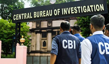 BSNL Bribe Case : MP में CBI की बड़ी कार्रवाई, BSNL के दो सीनियर इंजीनियर रिश्वत लेते ट्रैप