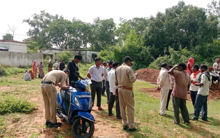 Mauganj के बढ़ैया गांव में युवक ने फांसी लगाकर की आत्महत्या