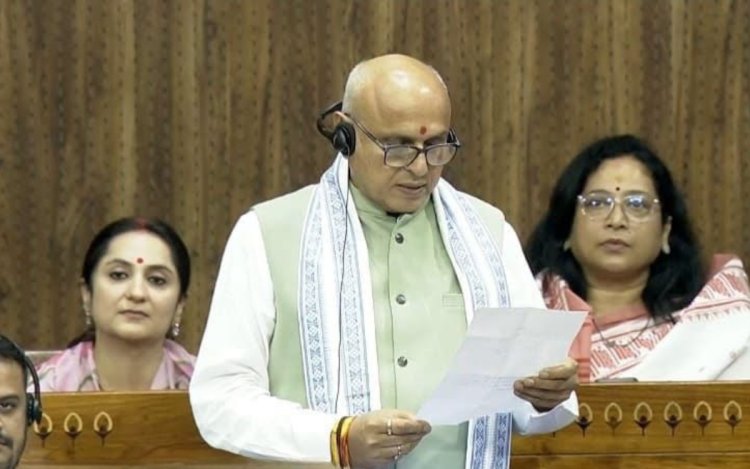 सांसद डॉ. राजेश मिश्रा ने लोकसभा में रखे स्वास्थ्य मुद्दों पर तीन प्रतिवेदन