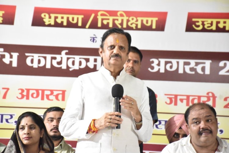 MP News: मुख्यमंत्री जन-विश्वास अभियान के पहले शिविर में 160 आवेदनों का मौके पर निराकरण, उप मुख्यमंत्री राजेंद्र शुक्ल बोले- सुशासन की बड़ी पहल