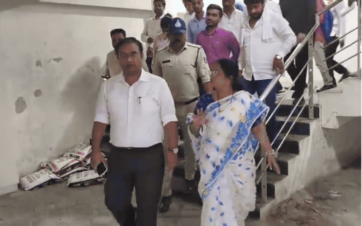 IAS आकाश सिंह और इंदौर निगम नेता प्रतिपक्ष सोनिला मिमरोट के बीच बहस का वीडियो वायरल