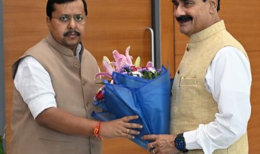 नितिन नवीन से मिले नरोत्तम मिश्रा: भोपाल का कार्यक्रम छोड़ अचानक पहुंचे दिल्ली, दतिया जिलाध्यक्ष पर अब भी सस्पेंस