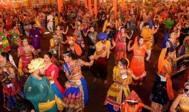 महाराष्ट्र में गरबा पंडालों में मुस्लिमों की ‘नो एंट्री’, VHP ने जारी की गाइडलाइन; आधार जांच और तिलक की बात