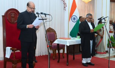 New Chief Justice : छत्तीसगढ़ हाईकोर्ट को मिला नया मुख्य न्यायाधीश, न्यायाधिपति कृष्न राम महापात्र ने ली शपथ