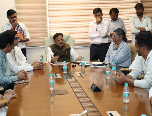 जूडा- MTA प्रतिनिधिमंडल से डिप्टी CM की मुलाकात : स्टाइपेंड बढ़ाने पर सहमति,  2 पुलिसकर्मी लाइन अटैच