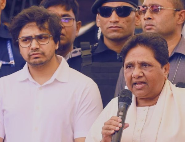 Akash Anand Expelled : मायावती ने फिर आकाश आनंद को BSP से किया बाहर, ससुर अशोक सिद्धार्थ पर भी उठाए सवाल