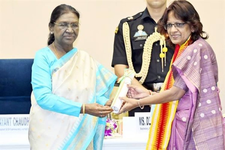राष्ट्रपति मुर्मू ने MP के 6 शिक्षकों को किया सम्मानित, CM डॉ. मोहन यादव बोले- हमारे लिए गौरव का विषय