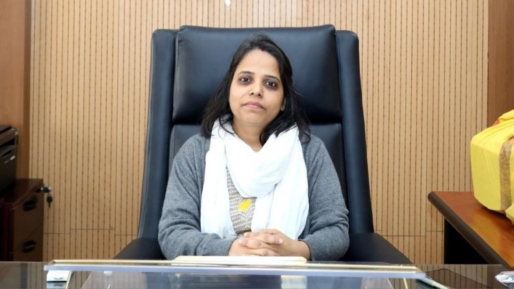 IAS नेहा मारव्या की पोस्ट से मचा तहलका, 1 साल में 4 ट्रांसफर पर जताई नाराजगी