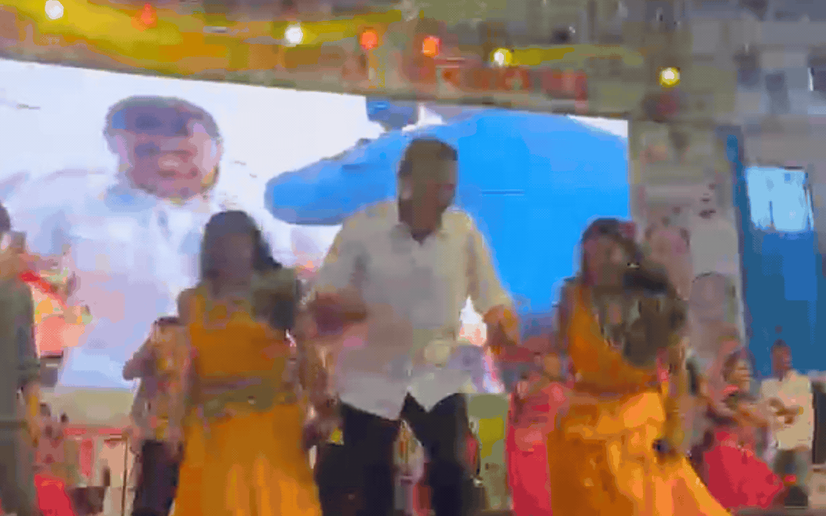 MLA Sushant Dance : महिलाओं संग जमकर थिरके विधायक सुशांत शुक्ला, तीजा तिहार में CM ने की दो बड़ी घोषणा