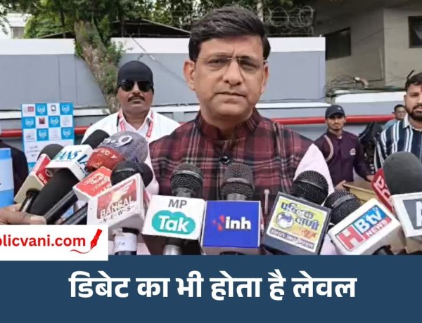 Indore News : चिंटू चौकसे के डिबेट चैलेंज पर भड़के महापौर पुष्यमित्र भार्गव! बोले- हर किसी से नहीं की जाती डिबेट
